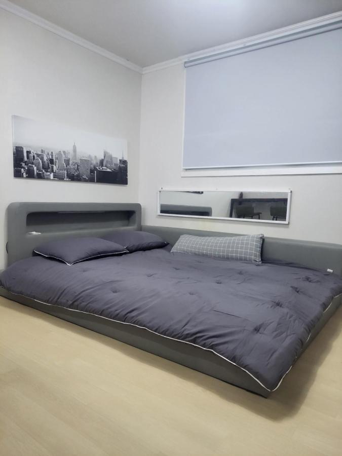 Newly Renovated 2 Bedroom #7